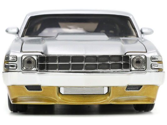 1970 Chevrolet Chevelle SS Gold and Silver Metallic "Bigtime Muscle" 1/24 Diecast Model Car by Jada