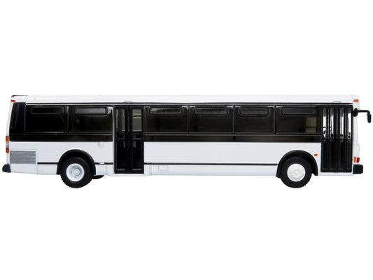 1980 Grumman 870 Advanced Design Transit Bus Plain White "Vintage Bus & Motorcoach Collection" 1/87 Diecast Model by Iconic Replicas