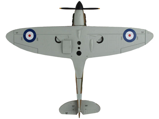 Supermarine Spitfire Mk II Fighter Aircraft "Battle of Britain" Royal Air Force 1/93 Diecast Model Airplane by Postage Stamp